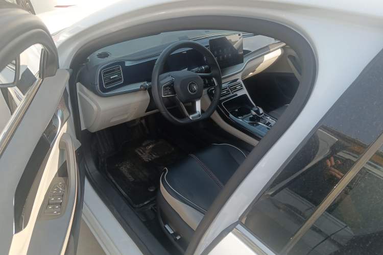 Used BYD Qin PLUS 2021 DM-i 55KM Flagship Model Driver Seat