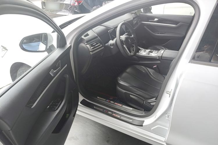 Used BYD Qin PLUS 2021 EV 400KM Leading Comfort Edition Driver Seat