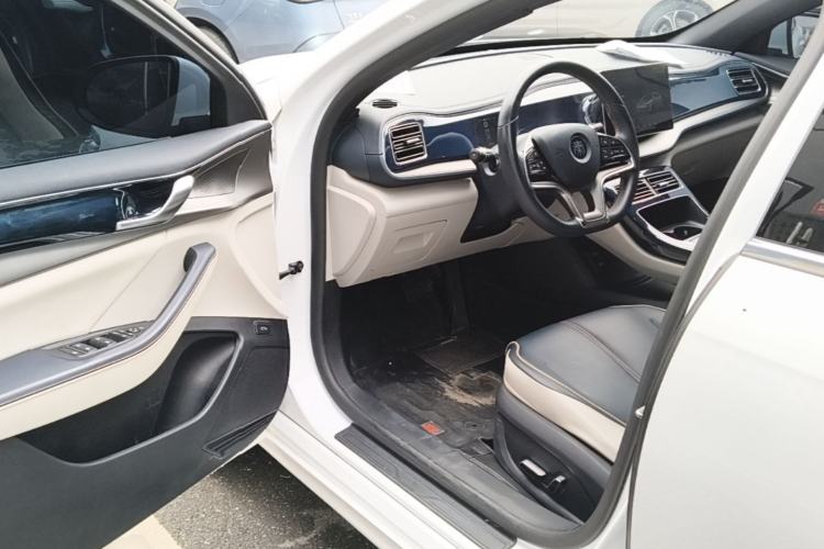 Used BYD Qin PLUS 2021 EV 400KM Luxury Model Driver Seat