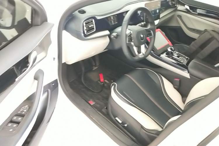 Used BYD Qin PLUS 2021 DM-i 55KM Flagship Model Driver Seat