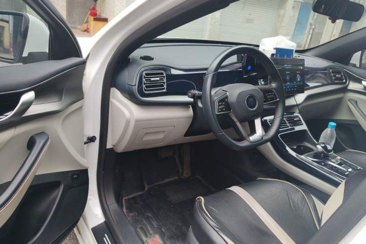 Used BYD Qin PLUS 2021 DM-i 55KM Flagship Model Driver Seat