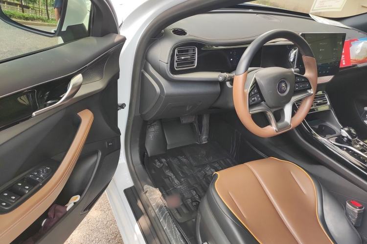 Used BYD Qin PLUS 2021 EV 600KM Flagship Model Driver Seat