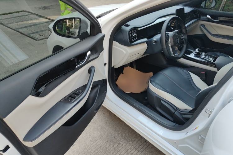 Used BYD Qin PLUS 2021 DM-i 55KM Prestige Model Driver Seat