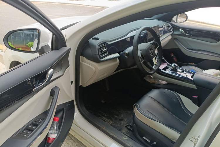 Used BYD Qin PLUS 2021 DM-i 55KM Flagship Model Driver Seat