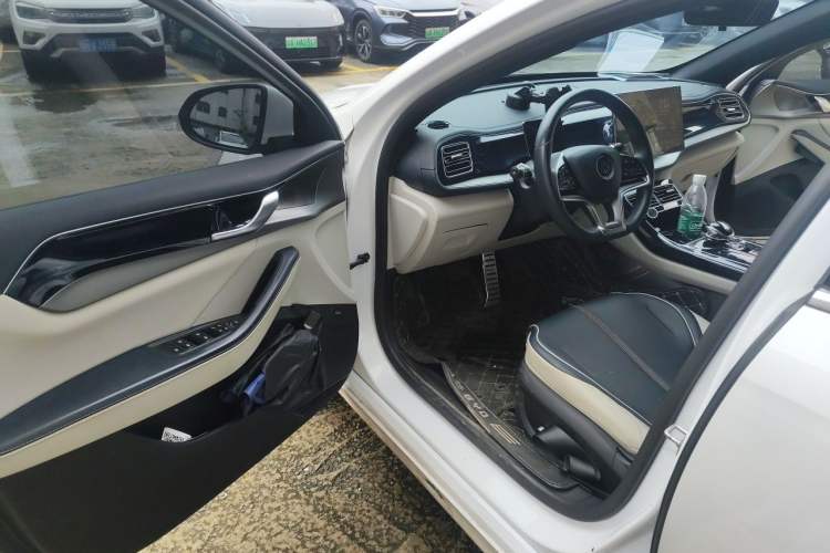 Used BYD Qin PLUS 2021 DM-i 120KM Flagship Model Driver Seat