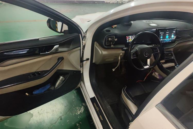 Used BYD Qin PLUS 2021 DM-i 120KM Prestige Model Driver Seat