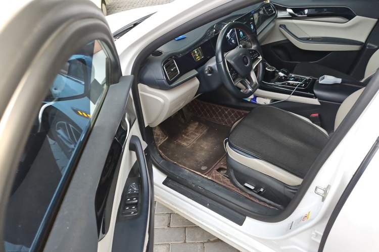 Used BYD Qin PLUS 2021 EV 500KM Luxury Model Driver Seat