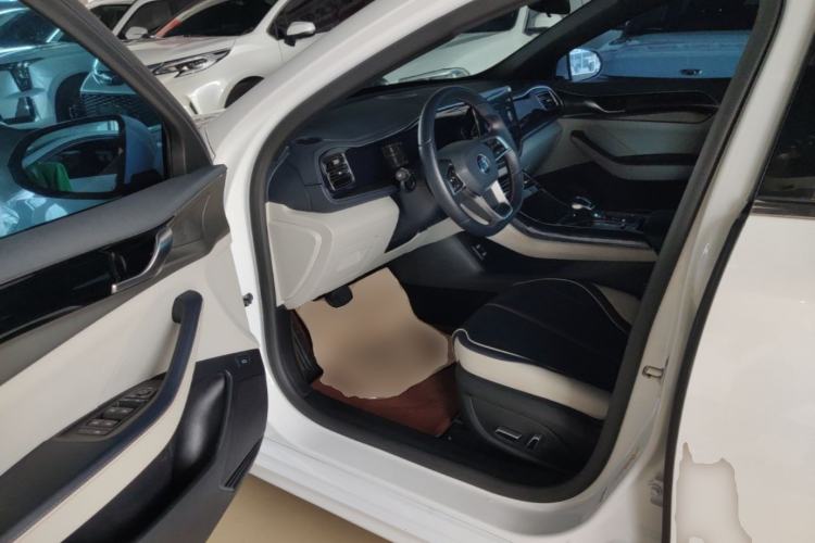 Used BYD Qin PLUS 2021 DM-i 55KM Flagship Model Driver Seat