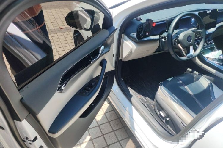 Used BYD Qin PLUS 2021 DM-i 55KM Flagship Model Driver Seat