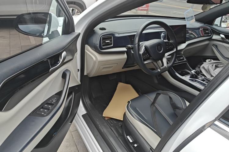 Used BYD Qin PLUS 2021 EV 500KM Luxury Model Driver Seat