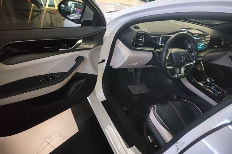 Used BYD Qin PLUS 2021 EV 400KM Luxury Model Driver Seat
