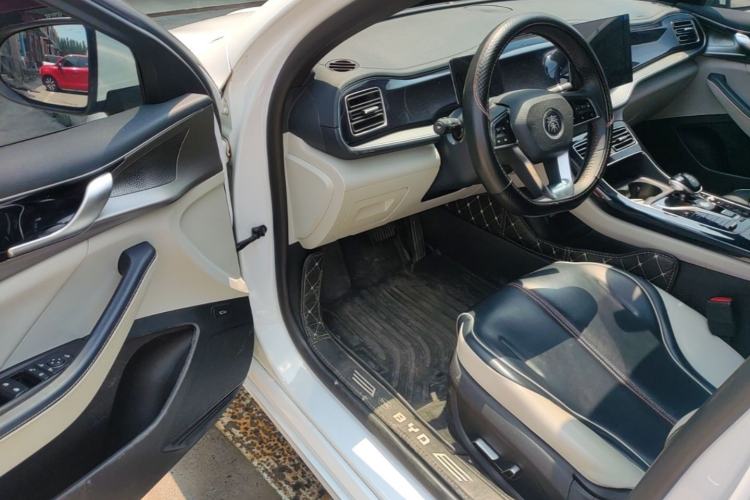 Used BYD Qin PLUS 2021 DM-i 55KM Flagship Model Driver Seat