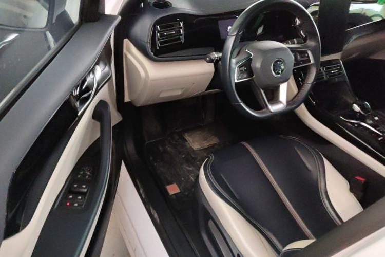 Used BYD Qin PLUS 2021 DM-i 55KM Prestige Model Driver Seat