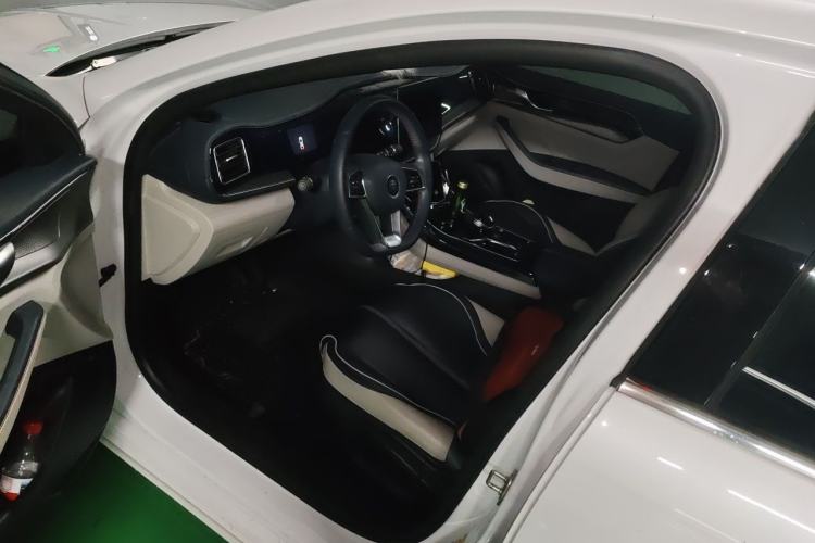 Used BYD Qin PLUS 2021 DM-i 120KM Prestige Model Driver Seat