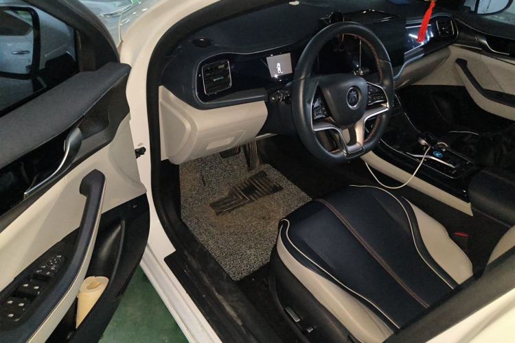 Used BYD Qin PLUS 2021 EV 400KM Luxury Model Driver Seat