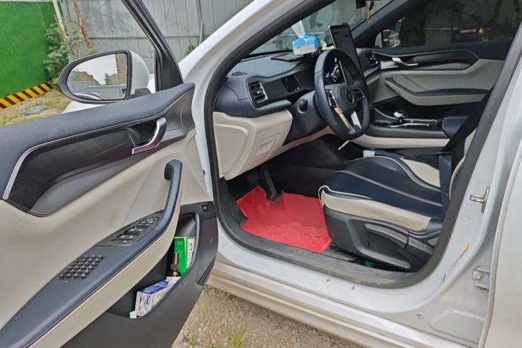 Used BYD Qin PLUS 2021 DM-i 120KM Prestige Model Driver Seat