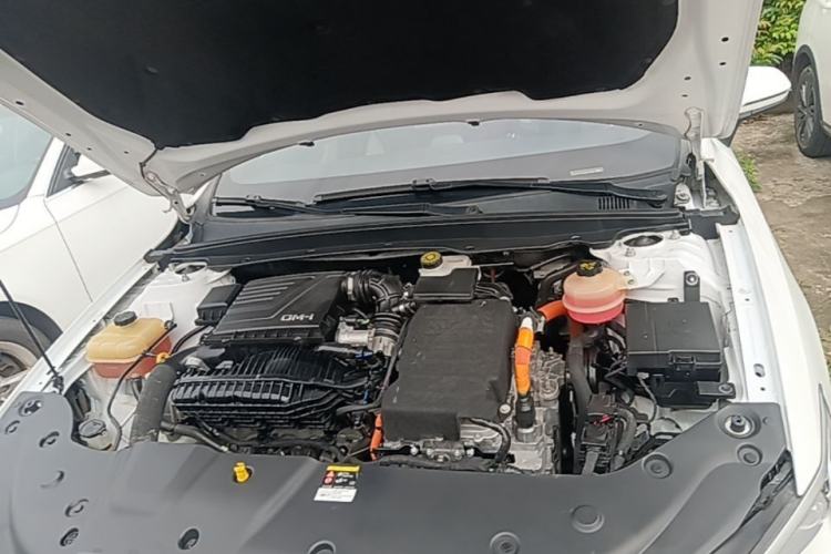 Used BYD Qin PLUS 2021 DM-i 55KM Flagship Model Engine Bay