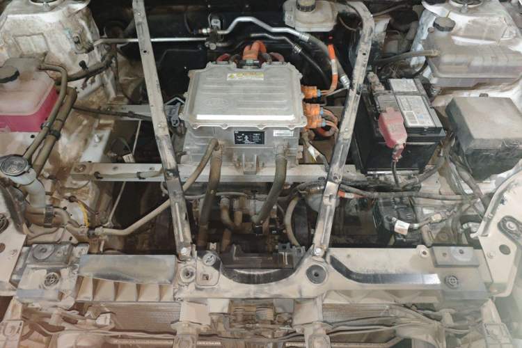 Used BYD Qin PLUS 2021 EV 500KM Luxury Model Engine Bay
