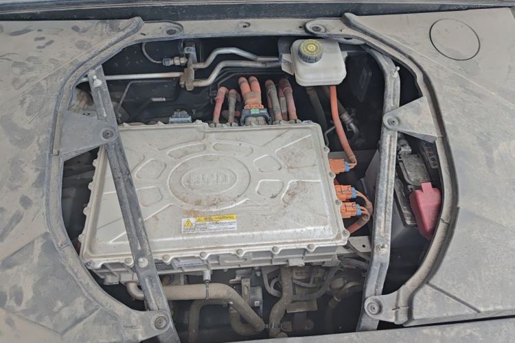 Used BYD Qin PLUS 2021 EV 600KM Flagship Model Engine Bay