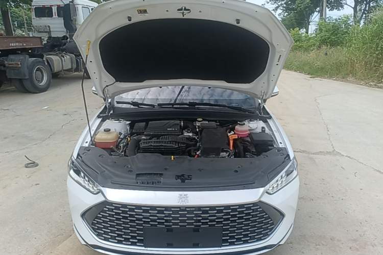 Used BYD Qin PLUS 2021 DM-i 55KM Flagship Model Engine Bay