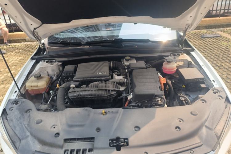 Used BYD Qin PLUS 2021 DM-i 120KM Flagship Model Engine Bay