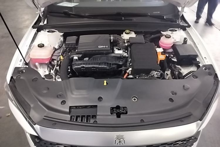 Used BYD Qin PLUS 2021 DM-i 120KM Prestige Model Engine Bay