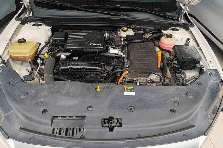 Used BYD Qin PLUS 2021 DM-i 55KM Flagship Model Engine Bay