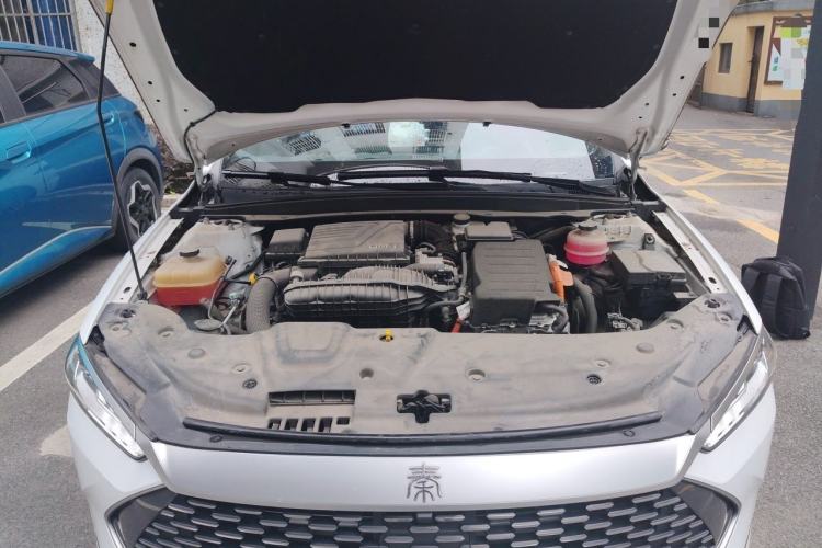 Used BYD Qin PLUS 2021 DM-i 55KM Flagship Model Engine Bay