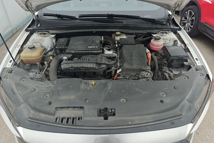 Used BYD Qin PLUS 2021 DM-i 55KM Flagship Model Engine Bay