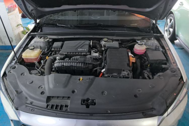 Used BYD Qin PLUS 2021 DM-i 55KM Flagship Model Engine Bay