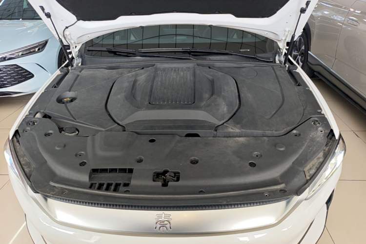 Used BYD Qin PLUS 2021 EV 500KM Premium Model Engine Bay