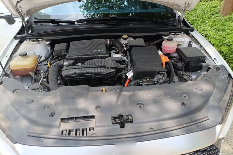 Used BYD Qin PLUS 2021 DM-i 55KM Flagship Model Engine Bay
