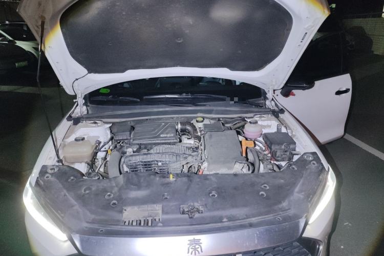 Used BYD Qin PLUS 2021 DM-i 120KM Flagship Model Engine Bay
