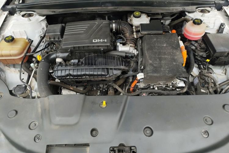 Used BYD Qin PLUS 2021 DM-i 120KM Flagship Model Engine Bay