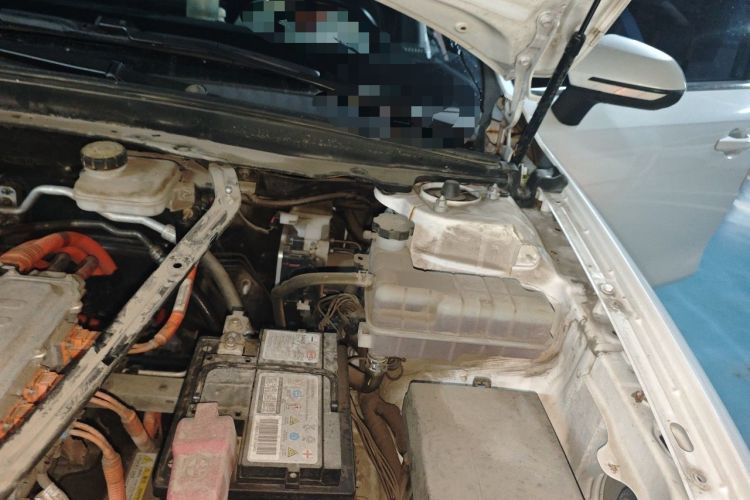 Used BYD Qin PLUS 2021 EV 500KM Luxury Model Engine Bay Left