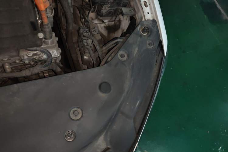 Used BYD Qin PLUS 2021 DM-i 120KM Prestige Model Engine Bay Left