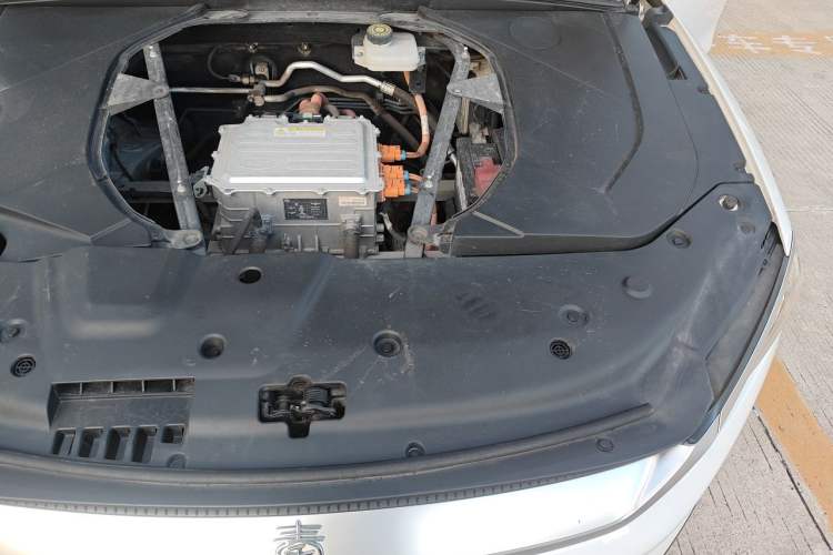 Used BYD Qin PLUS 2021 EV 500KM Luxury Model Engine Bay Left