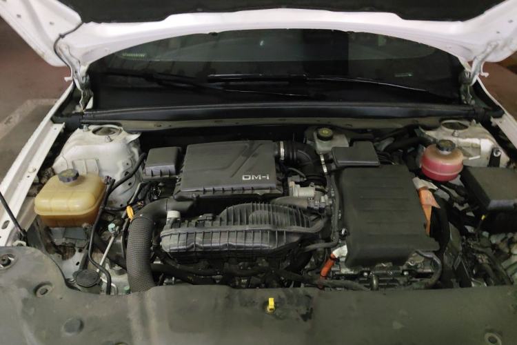 Used BYD Qin PLUS 2021 DM-i 55KM Flagship Model Engine Bay