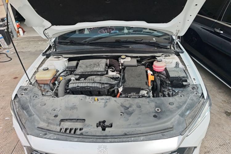 Used BYD Qin PLUS 2021 DM-i 55KM Flagship Model Engine Bay