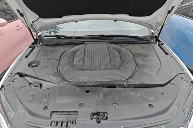 Used BYD Qin PLUS 2021 EV 500KM Luxury Model Engine Bay