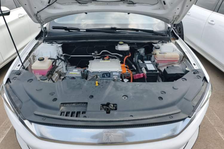 Used BYD Qin PLUS 2021 EV 400KM Leading Comfort Edition Engine Bay
