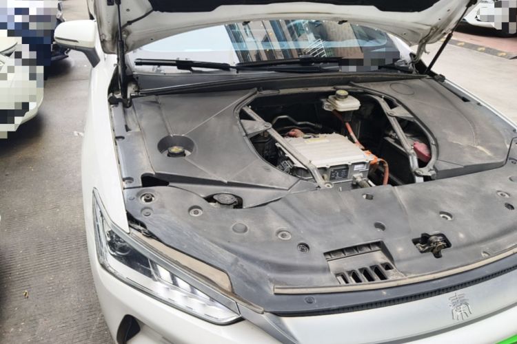 Used BYD Qin PLUS 2021 EV 400KM Luxury Model Engine Bay Right