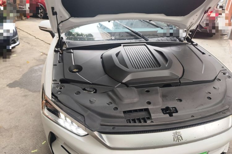 Used BYD Qin PLUS 2021 EV 400KM Luxury Model Engine Bay Right