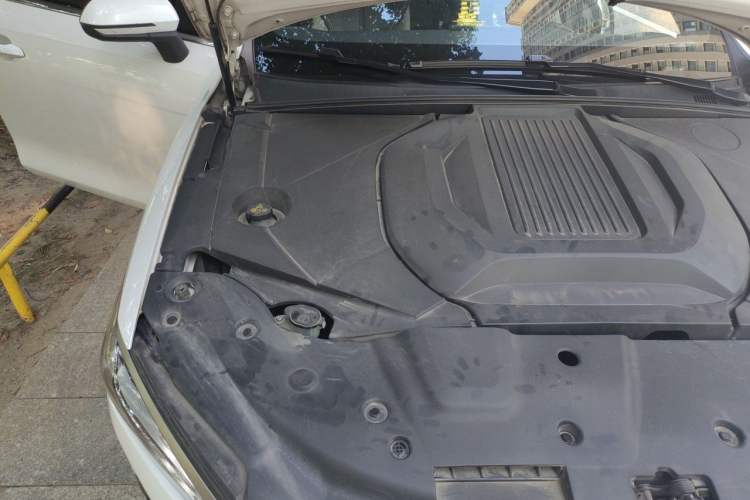 Used BYD Qin PLUS 2021 EV 500KM Luxury Model Engine Bay Right