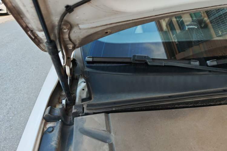 Used BYD Qin PLUS 2021 EV 500KM Luxury Model Engine Bay Right