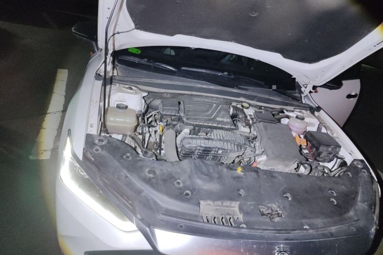 Used BYD Qin PLUS 2021 DM-i 120KM Flagship Model Engine Bay Right