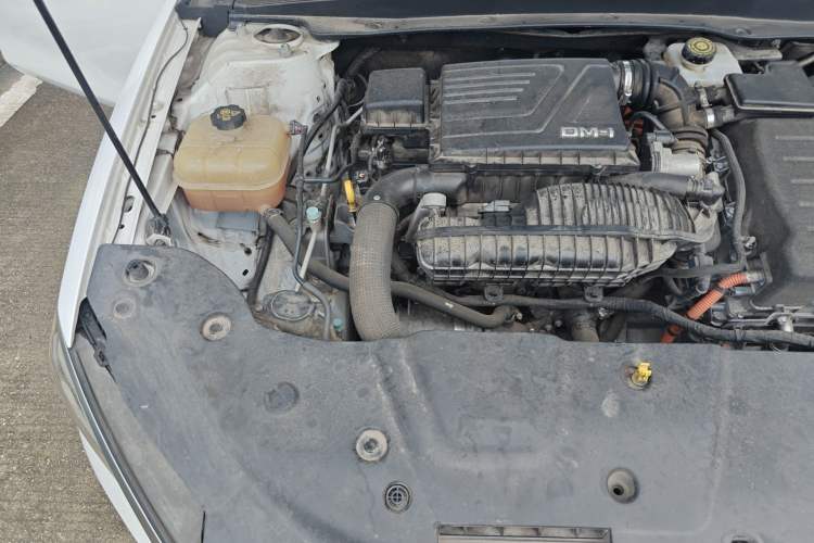 Used BYD Qin PLUS 2021 DM-i 55KM Prestige Model Engine Bay Right