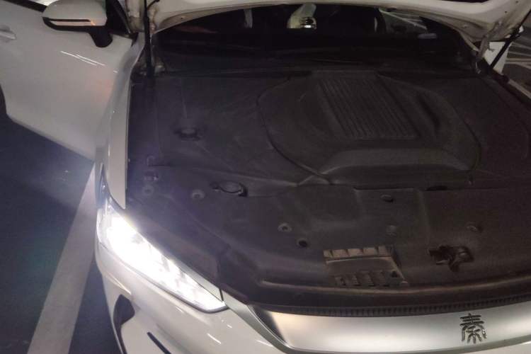 Used BYD Qin PLUS 2021 EV 500KM Luxury Model Engine Bay Right
