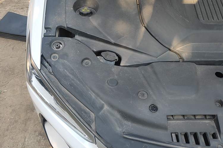 Used BYD Qin PLUS 2021 EV 500KM Premium Model Engine Bay Right
