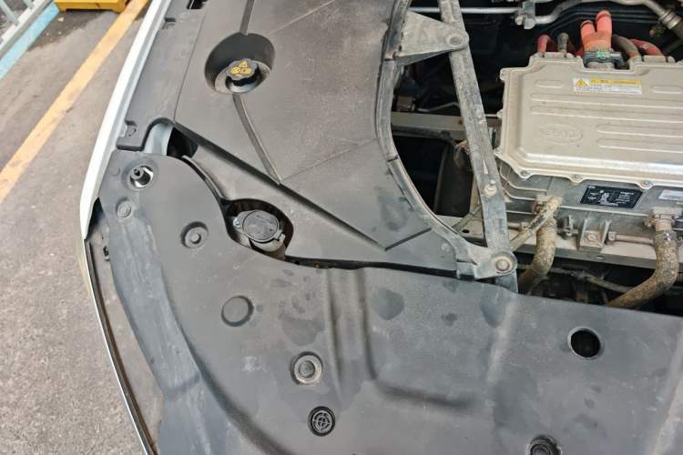 Used BYD Qin PLUS 2021 EV 500KM Premium Model Engine Bay Right